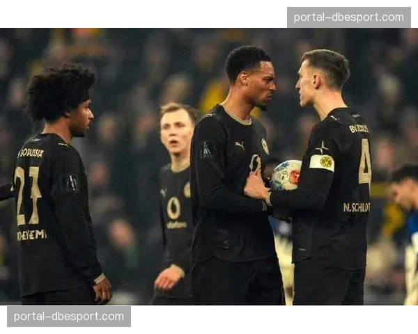 让二追三!多特3-2汉堡,本塞拜尼点射双响吉拉西破门 让二追三!多特3-2汉堡,本塞拜尼点射双响吉拉西破门